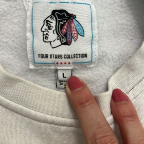 Chicago Blackhawks Four Stars Collection Crewneck sweatshirt Large L white NHL - Picture 6 of 6